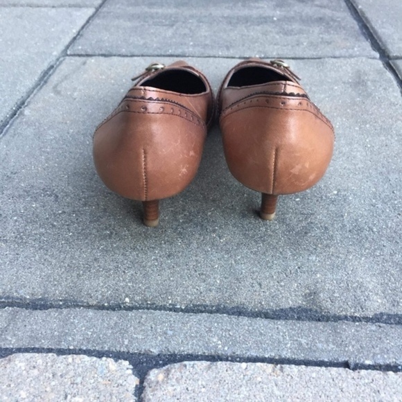 Ann Taylor Loft Pointed Toe Low Heel Pumps 6M - Picture 5 of 6